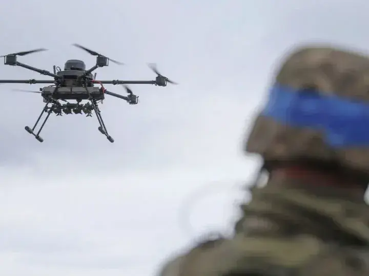 Reino Unido compartirá con Ucrania sistema que dificulta detección de drones