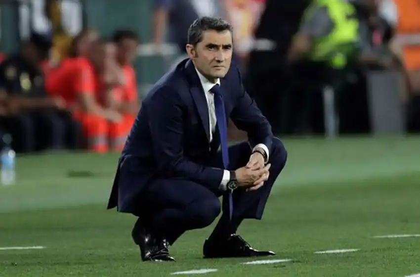 Valverde fue despedido en Barcelona y ya suena su reemplazante hasta julio