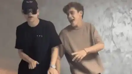 El desopilante video del bailecito de Colapinto y Bizarrap