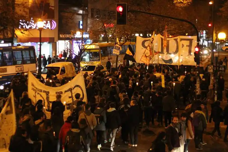 Convocan a nueva "Marcha de las antorchas" en La Plata