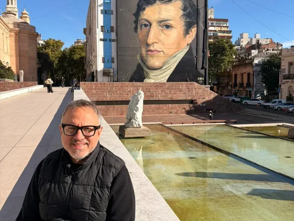 Valenzuela dijo presente en "La Noche de los Intendentes" en Rosario