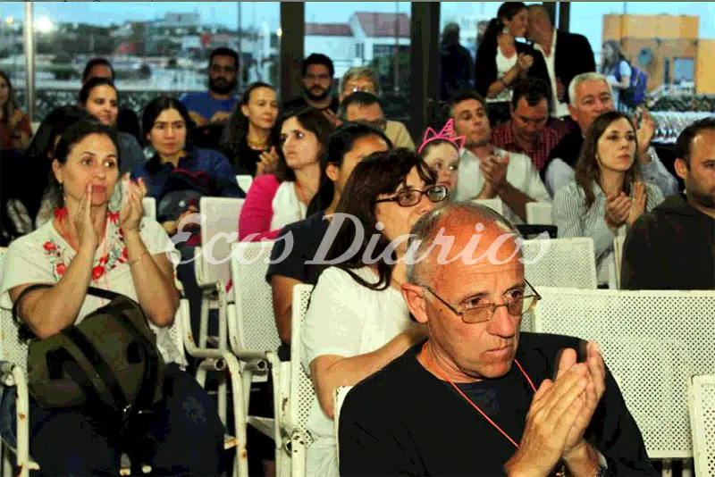 Comenzó el simposio internacional