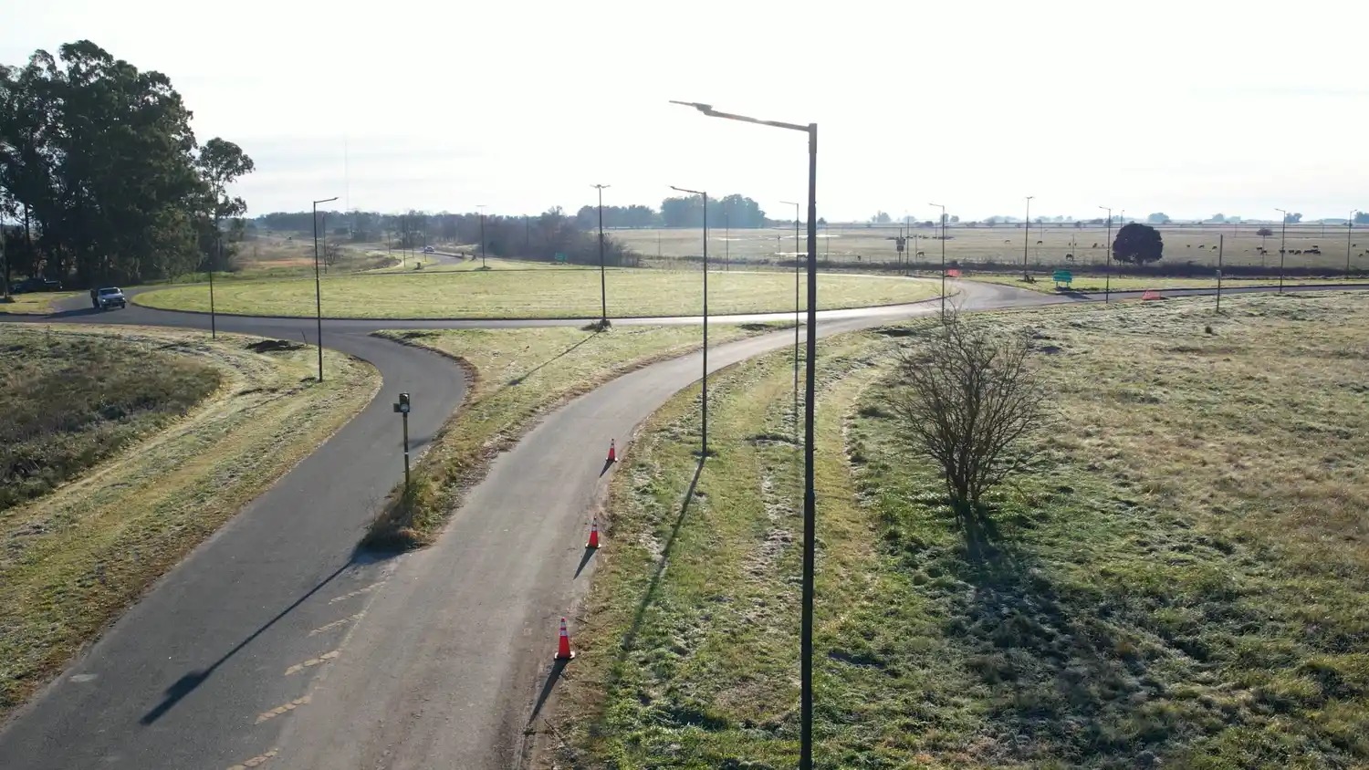 Más seguridad vial: avanzan las obras de iluminación en 7 Partidos bonaerenses