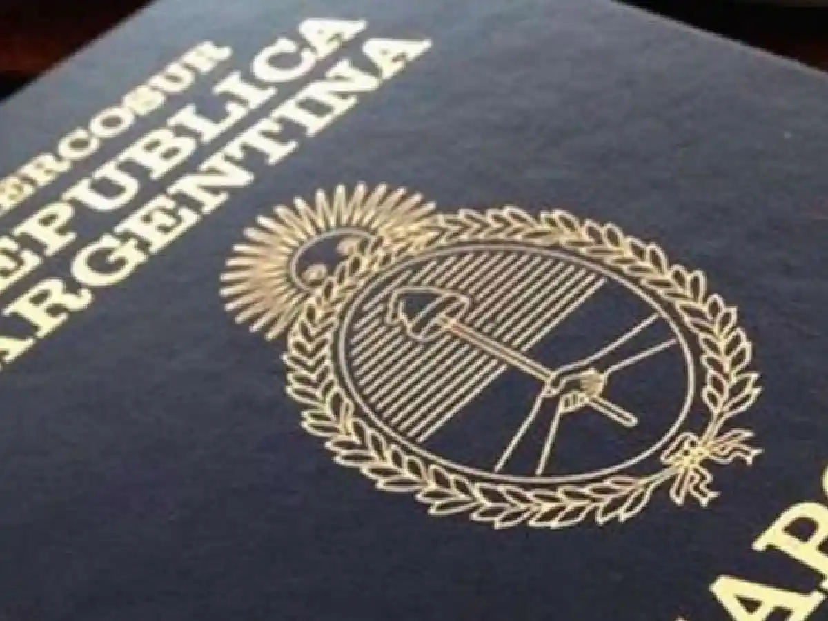 Argentinos deberán pagar para ingresar a Europa a partir de 2021