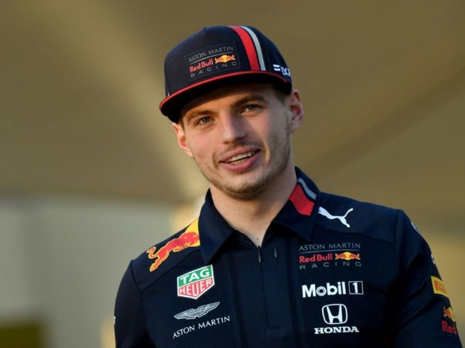 Verstappen partirá al frente en Gran Bretaña