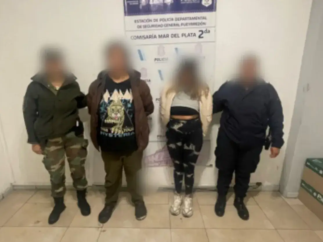 Dos mujeres de 36 y 34 años fueron aprehendidas.