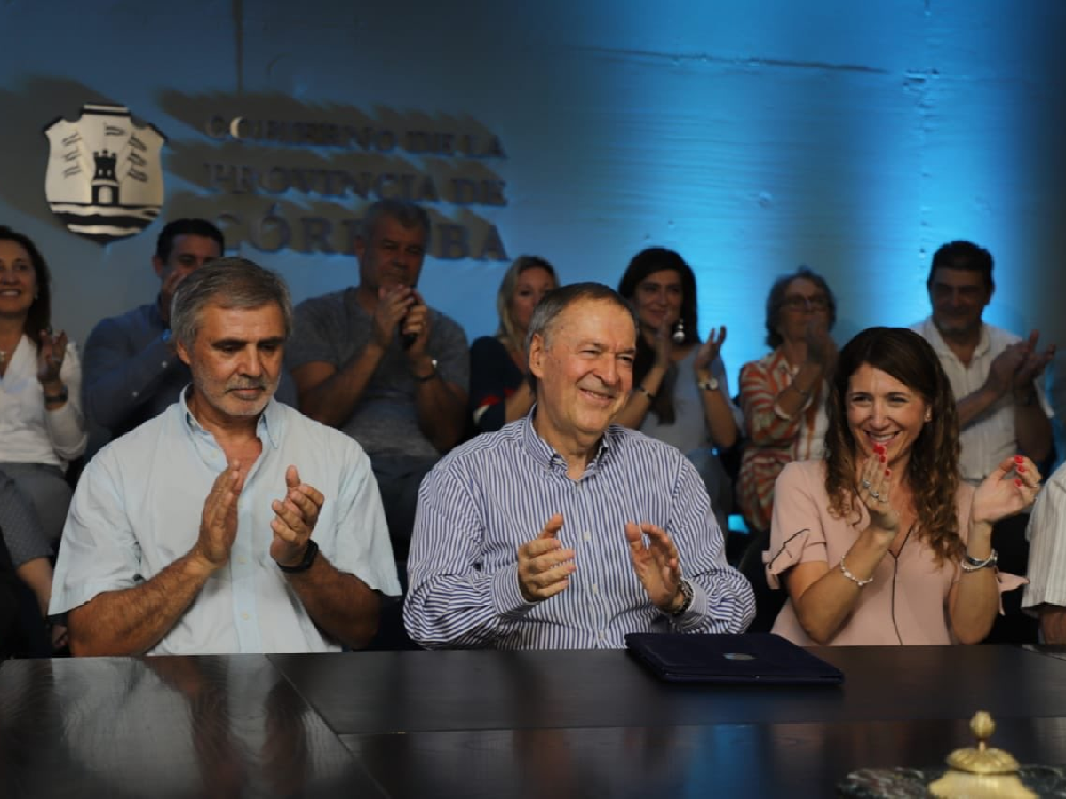 Preocupado por la pobreza,  Schiaretti reafirmó apoyo a  la "lista corta" de diputados