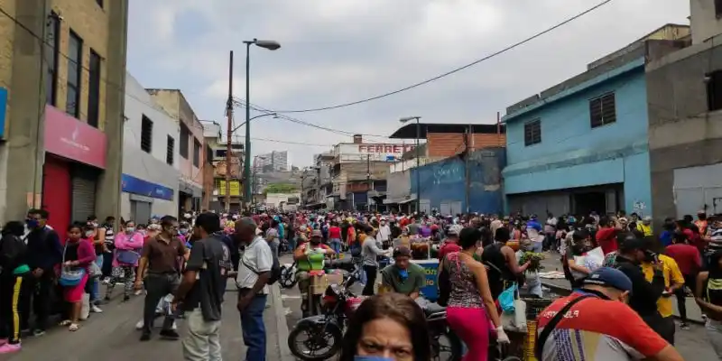 Venezuela registra nuevo récord: 869 casos y 5 fallecidos por COVID-19 en las últimas 24 horas
