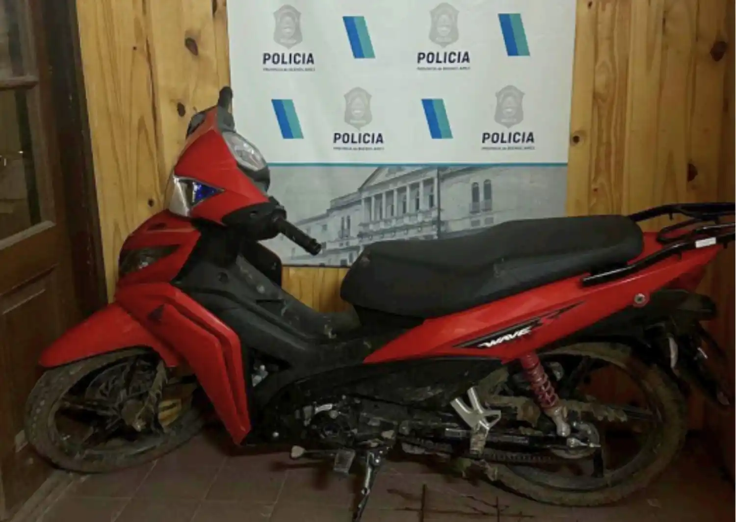 La moto fue hallada en la localidad de Río Tala.