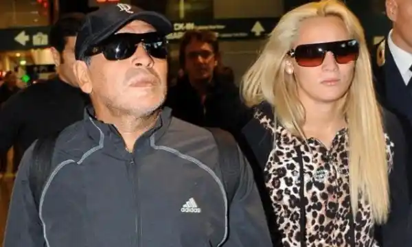 Escándalo entre Maradona y Rocío Oliva en Madrid