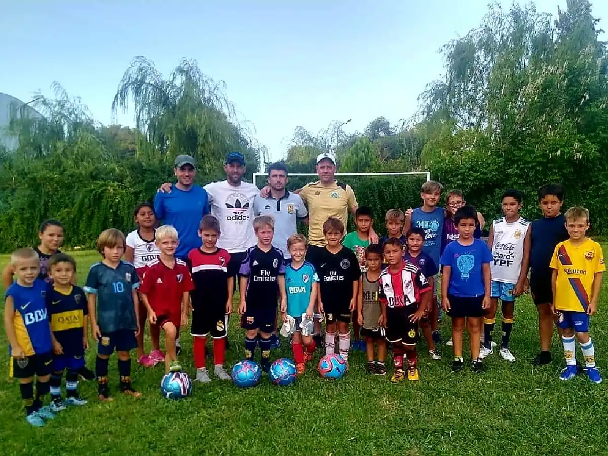 En Zenón Pereyra, nació la escuelita de fútbol “La Redonda”