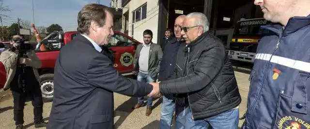 El gobierno brinda herramientas para facilitar la labor de los Bomberos Voluntarios