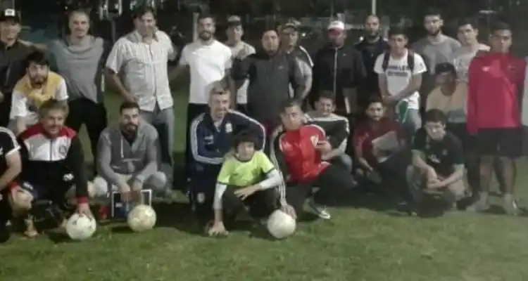 Quiénes son los nuevos entrenadores que se recibieron en el curso de la Liga Infantil