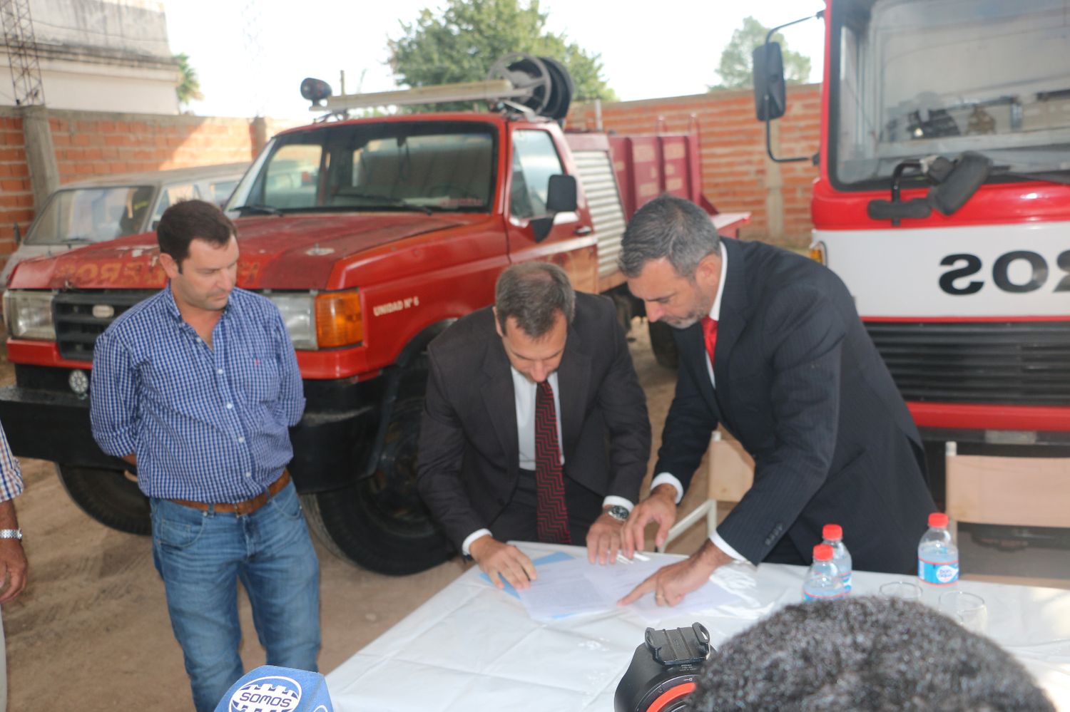 La Justicia Federal entregó un auto a los Bomberos Voluntarios de Pueblo Belgrano