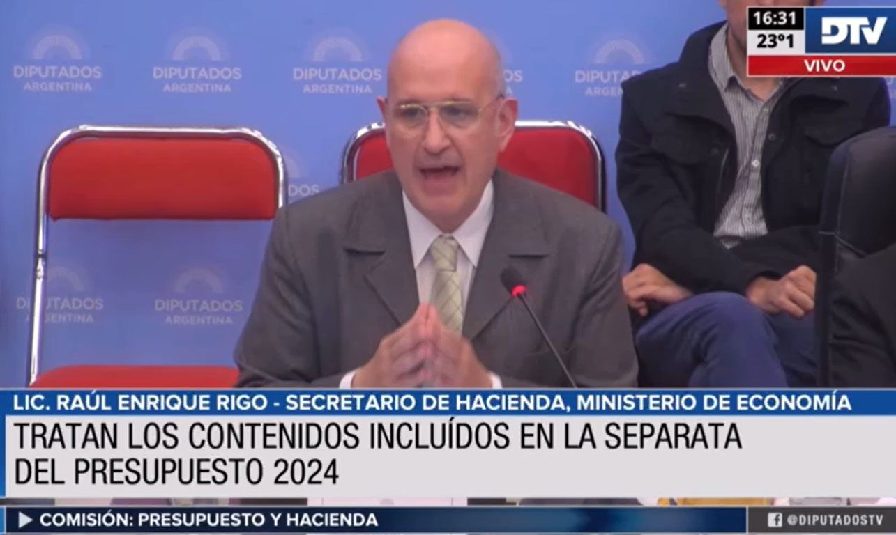 Funcionarios expusieron sobre separata del Presupuesto 2024
