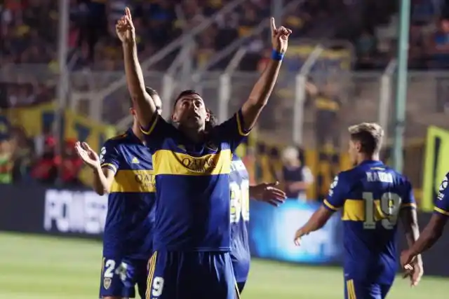 Boca arrancó con el pie derecho la segunda era de Russo: 2-0 a Universitario de Perú
