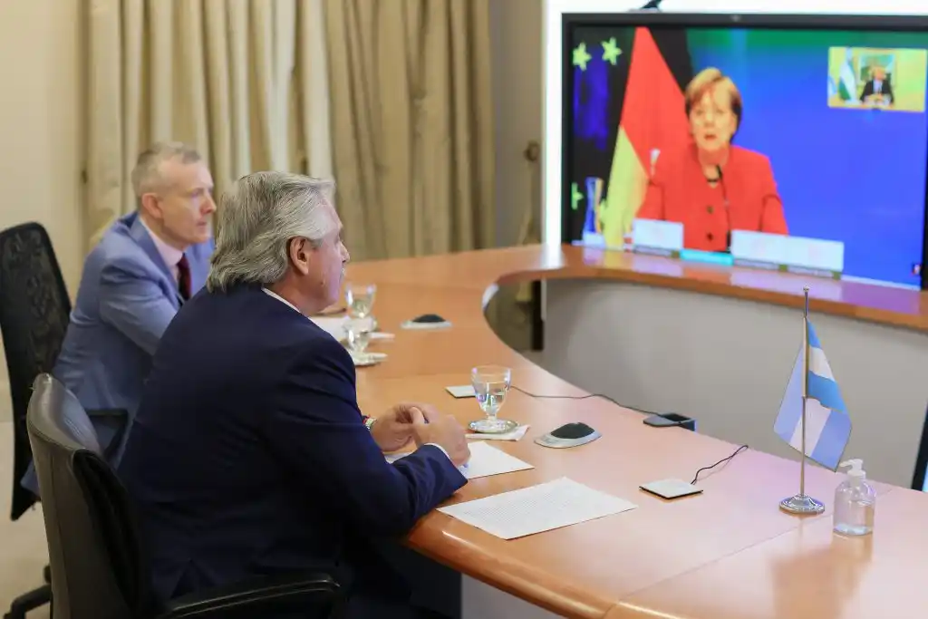 Alberto Fernández agradeció a Merkel el apoyo alemán a la negociación con el FMI