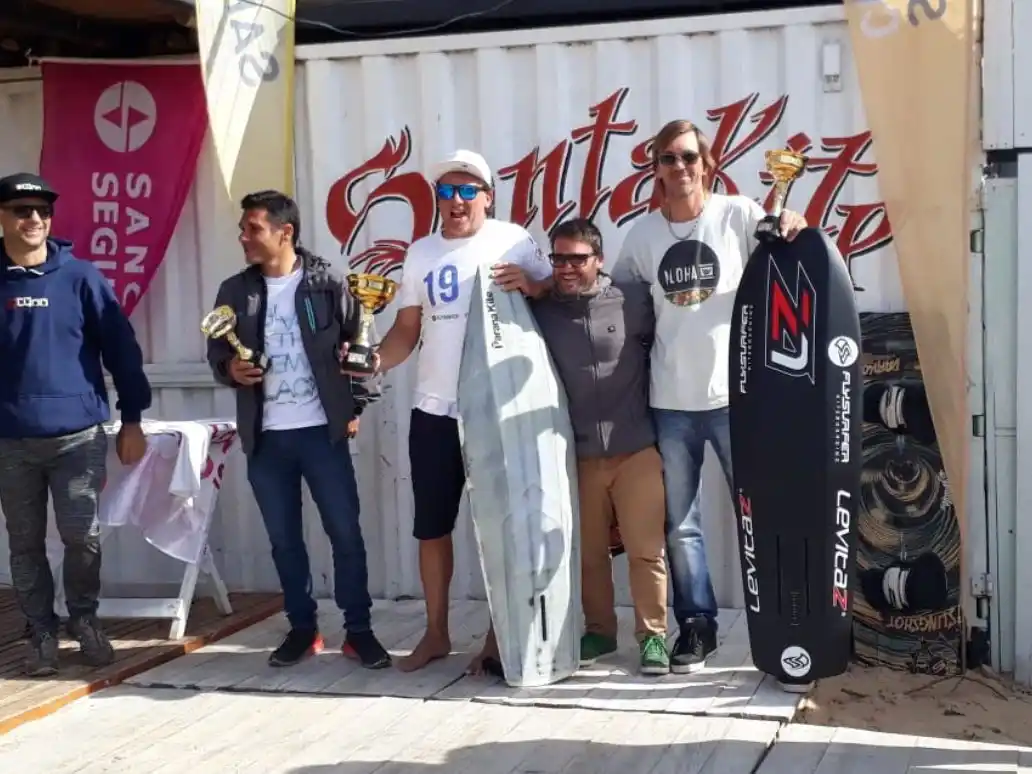 Federico Aguilar subió al primer puesto nacional de Kite Prop