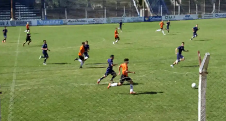 Villa Díaz Vélez y Mataderos  los ganadores del domingo