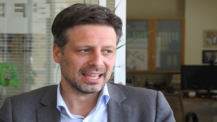 Maduro y EE.UU. violan los DD.HH. de los venezolanos: excanciller de Ecuador