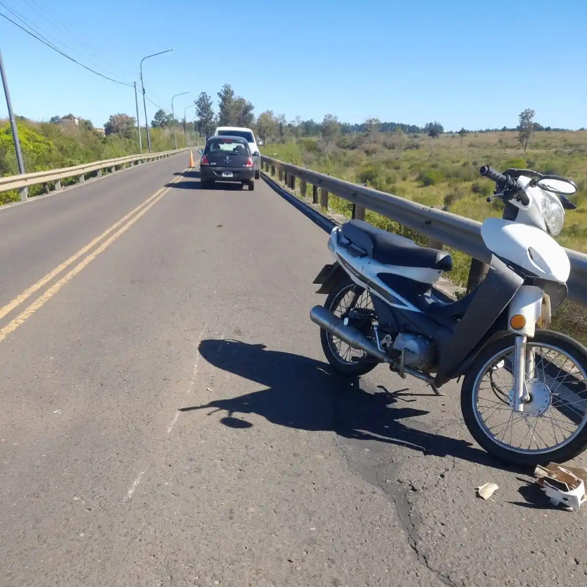 Motociclista herido tras un choque en inmediaciones del Puente Alvear