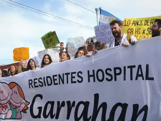 Siguen las protestas en el Hospital Garrahan: aseguran que el aumento salarial no fue formalizado por el Gobierno
