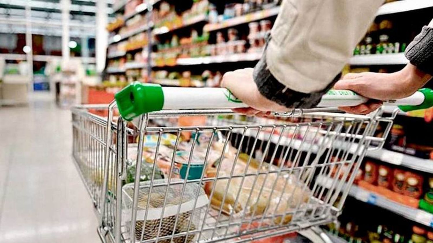 Supermercados aplicarán descuento de 
20% en 20 productos de la canasta básica