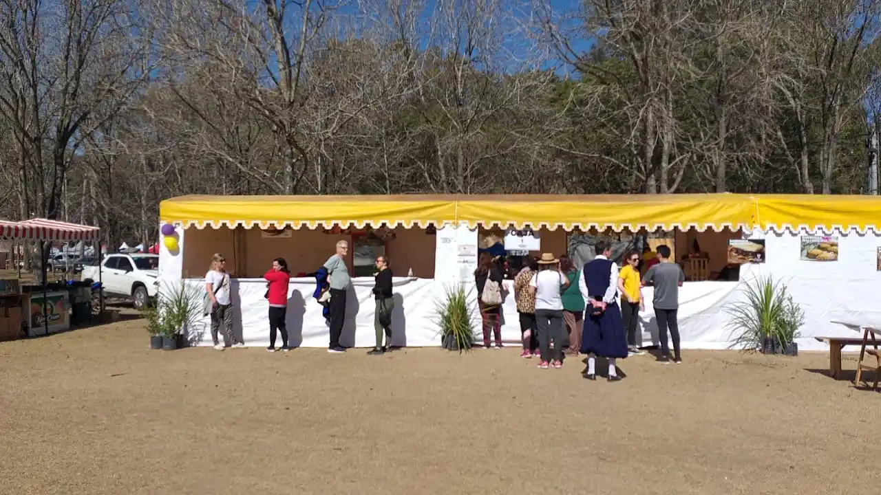 Fiesta de la Ensaimada: con Yuyo Gonzalo, el heredero de Horacio Guarany, comienza el evento en el Paseo Público