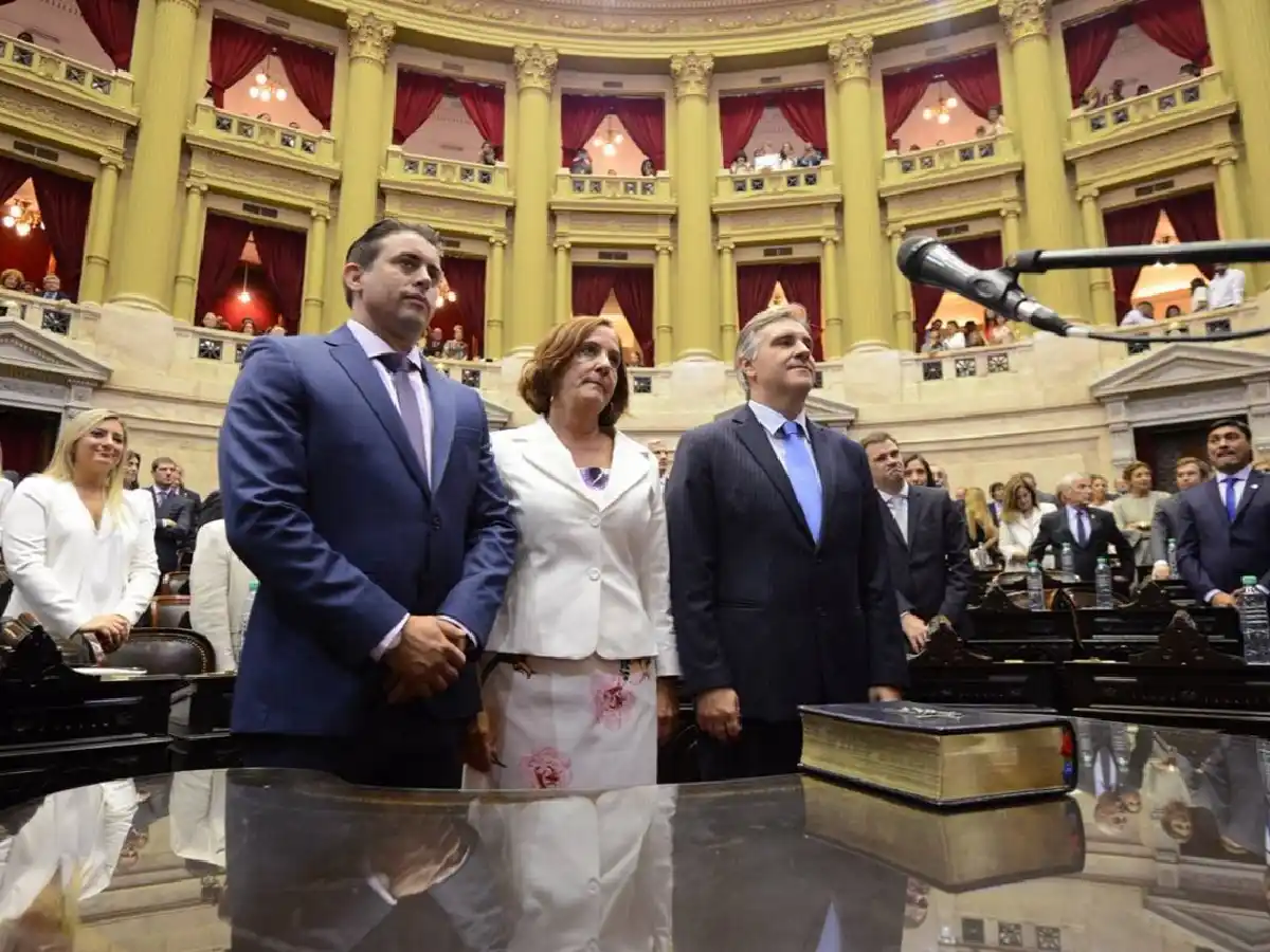 Diputados de UPC le piden a Schiaretti "libertad de acción"