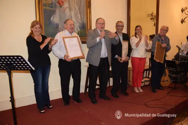 Club Social: Emocionante actuación de “Los Troperos de Anta cantando en familia”