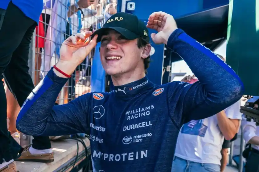 Franco Colapinto reapareció en redes sociales en medio de los rumores de romance con la China Suárez