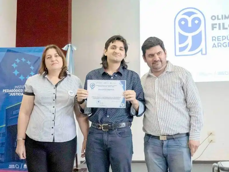 Alumno con autismo representará a Formosa
en las Olimpíadas Nacionales de Filosofía