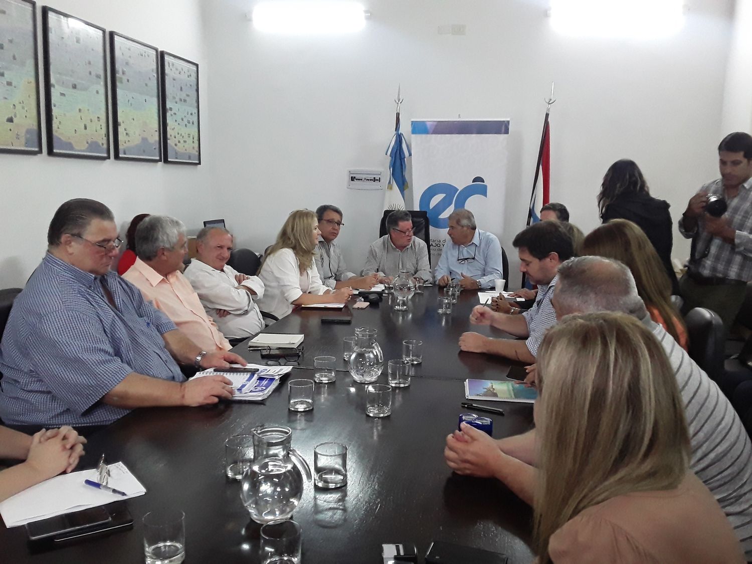 Provincia reiteró que pospone aumento a docentes hasta tener índice de inflación