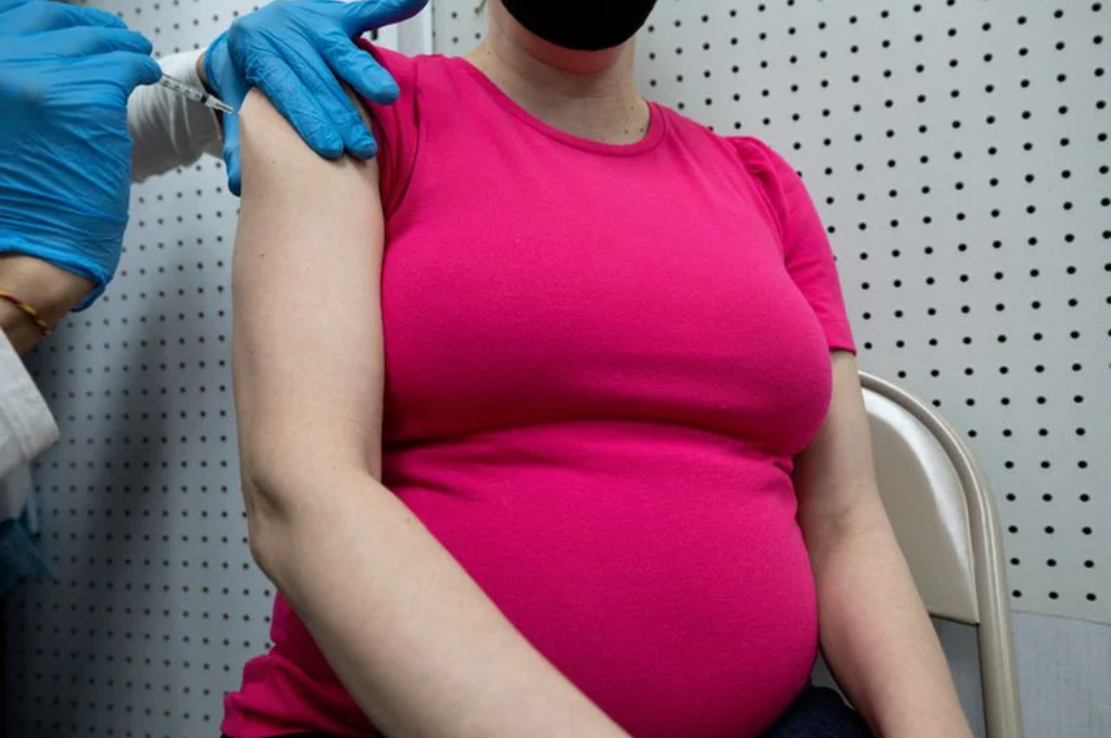 COVID-19: se comprobó que la vacuna no afecta la fertilidad