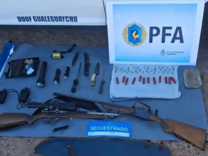 La Policía Federal detuvo a dos hombres con armas y municiones sin documentación en Gualeguaychú