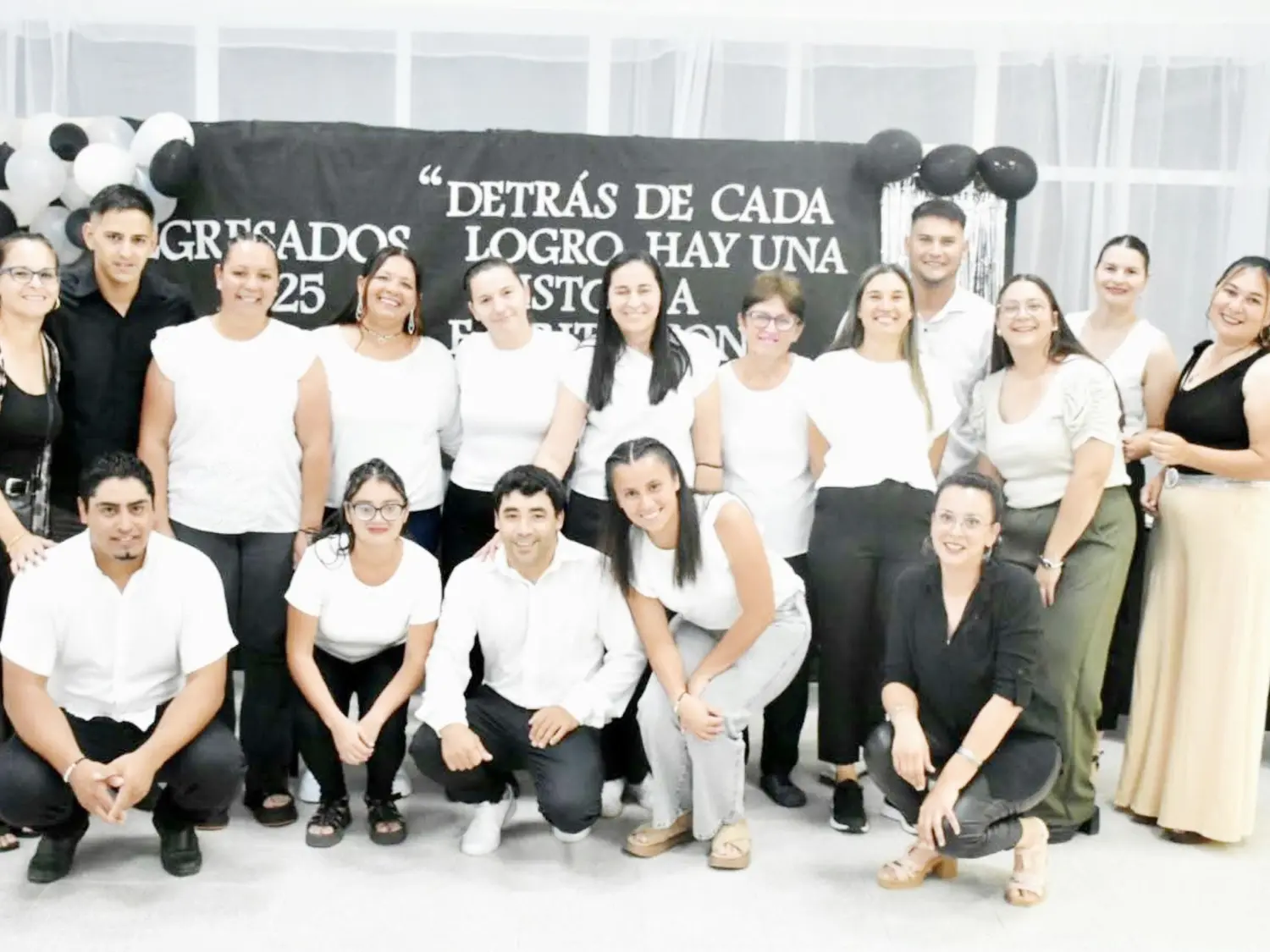 Egresaron 80 estudiantes del programa Oportunidades