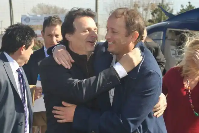 Elecciones 2015: Encuentro a puertas cerradas entre Insaurralde y Bruera en La Plata