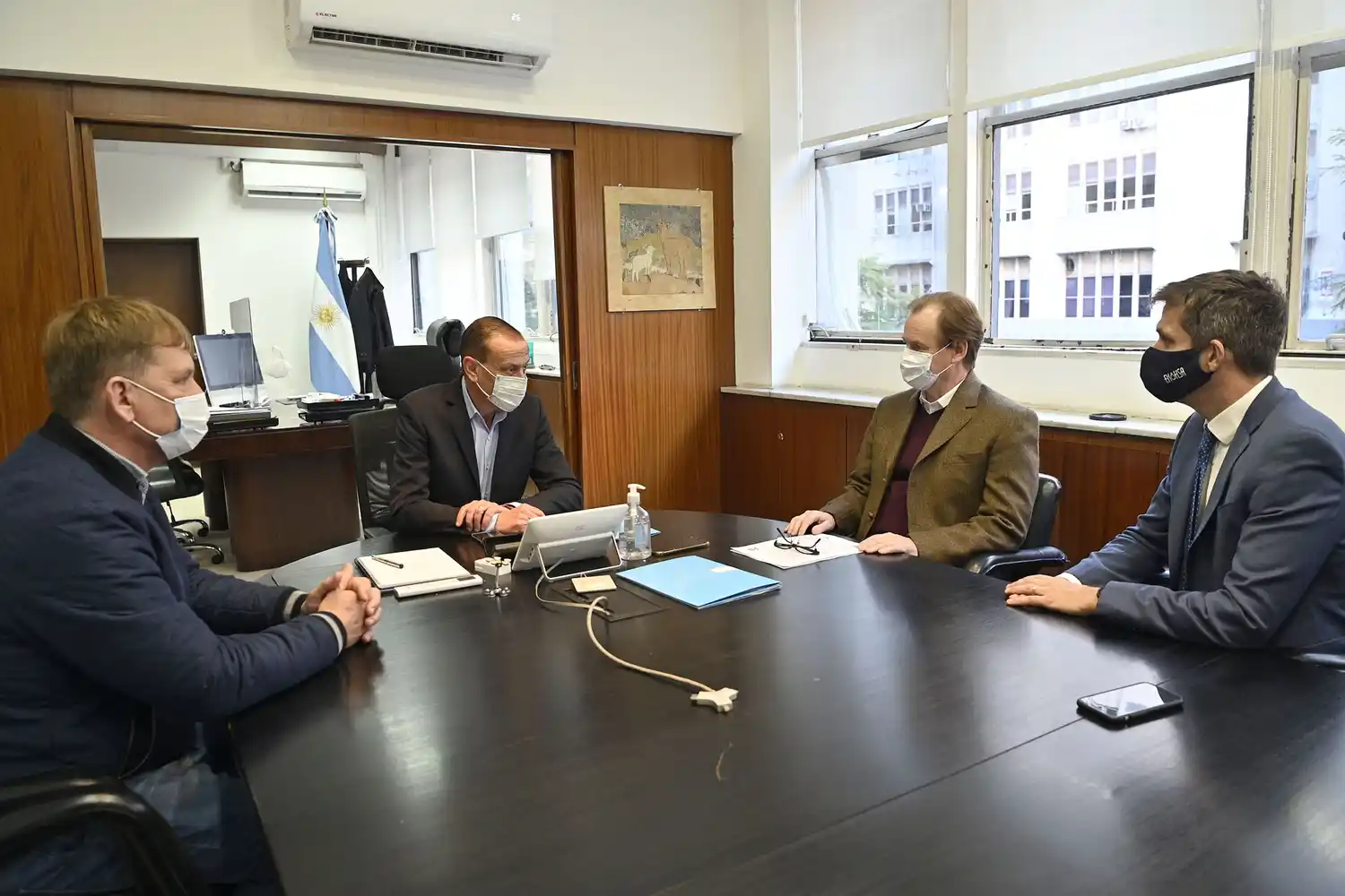 Reunión de Bodet con el titular de Vialidad Nacional