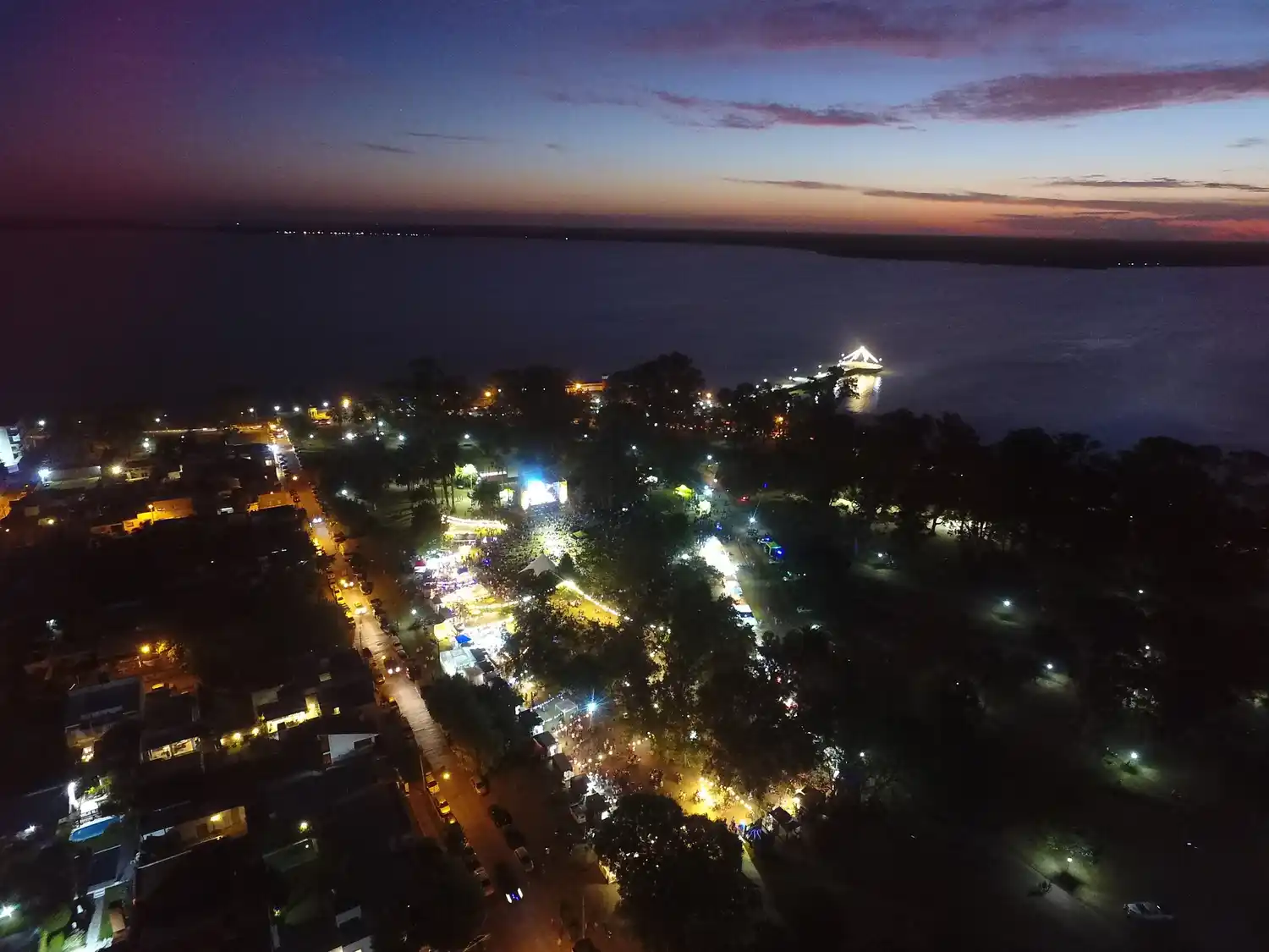 Apertura de temporada 2021-2022: 300 artistas en escenario y más de 25.000 personas por día disfrutaron del evento en Chascomús