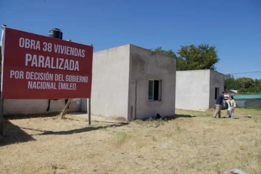 Provincia finalizará otras 38 obras de casas paralizadas por Nación