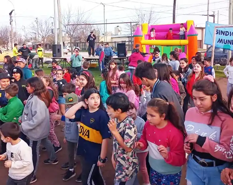 Los sindicatos celebrarán el día de la niñez con juegos y sorteos