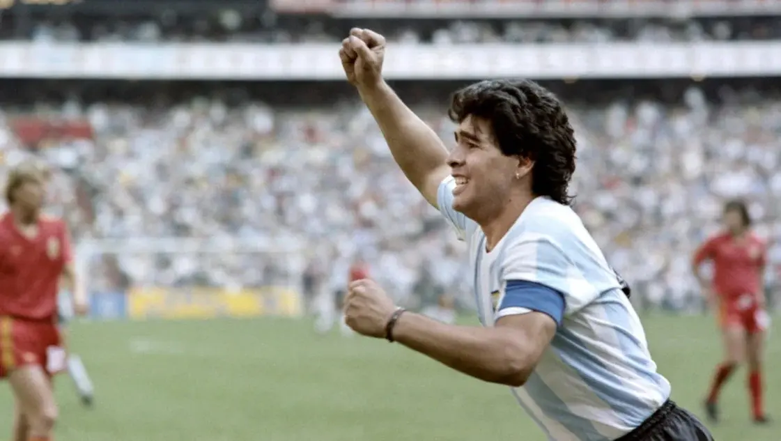 Maradona, con letra y música: la lista de canciones que le dedicaron al "Diez"
