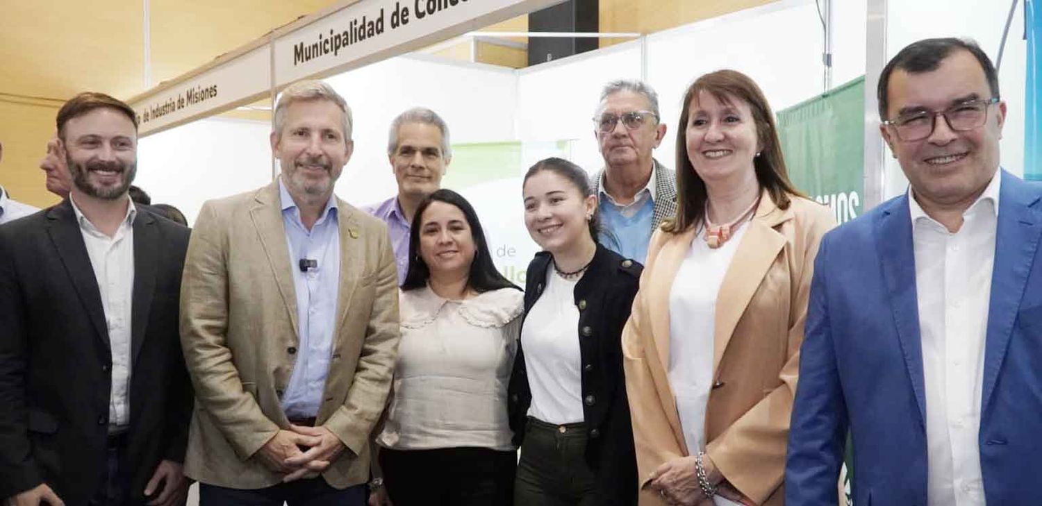 Frigerio y Azcué inauguraron la novena ExpoMadera en Concordia