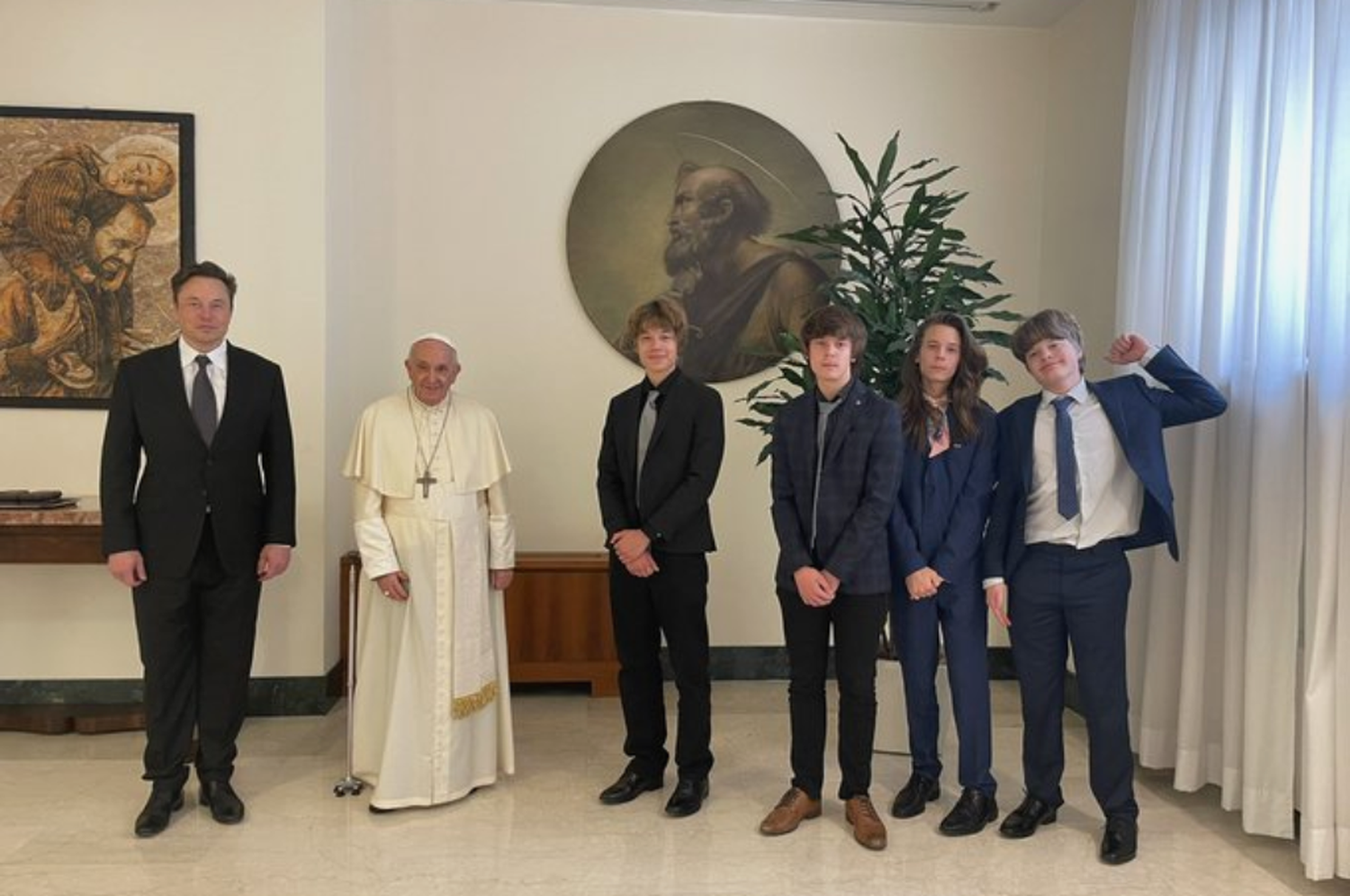 El Papa Francisco recibió a Elon Musk en el Vaticano