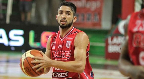 Luis Cequeira: “Es un lindo desafío, nunca jugué en la categoría”