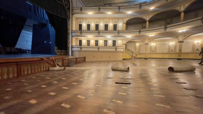 Retiraron las butacas para comenzar con las refacciones en el Teatro Gualeguaychú