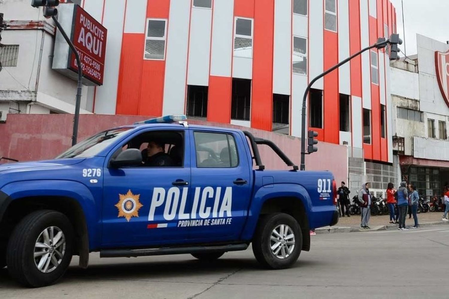 Intensa búsqueda de un jefe de la barra de Unión SF