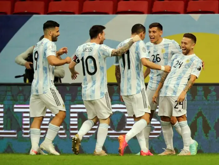 Argentina. Con lo justo y con justicia