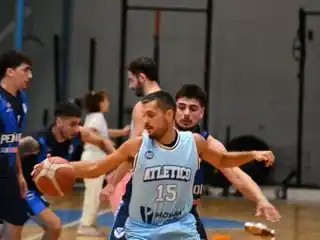 Atlético volvió a la victoria con una gran actuación ante Peñarol