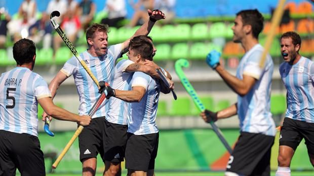 Luis Andreotti felicitó a "Los Leones" por su histórica clasificación